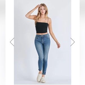 HIDDEN SKINNY JEANS